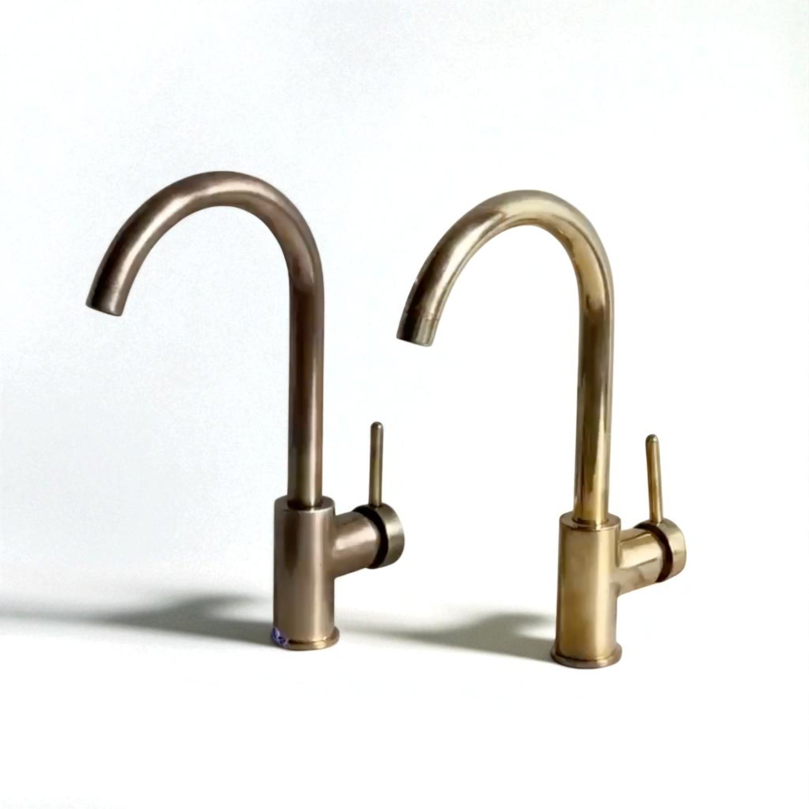 Aged Bronze Gooseneck Bathroom Faucet – Elegant Sink Tap 4 Aged Bronze Gooseneck Bathroom Faucet – Elegant Sink Tap - Image 4